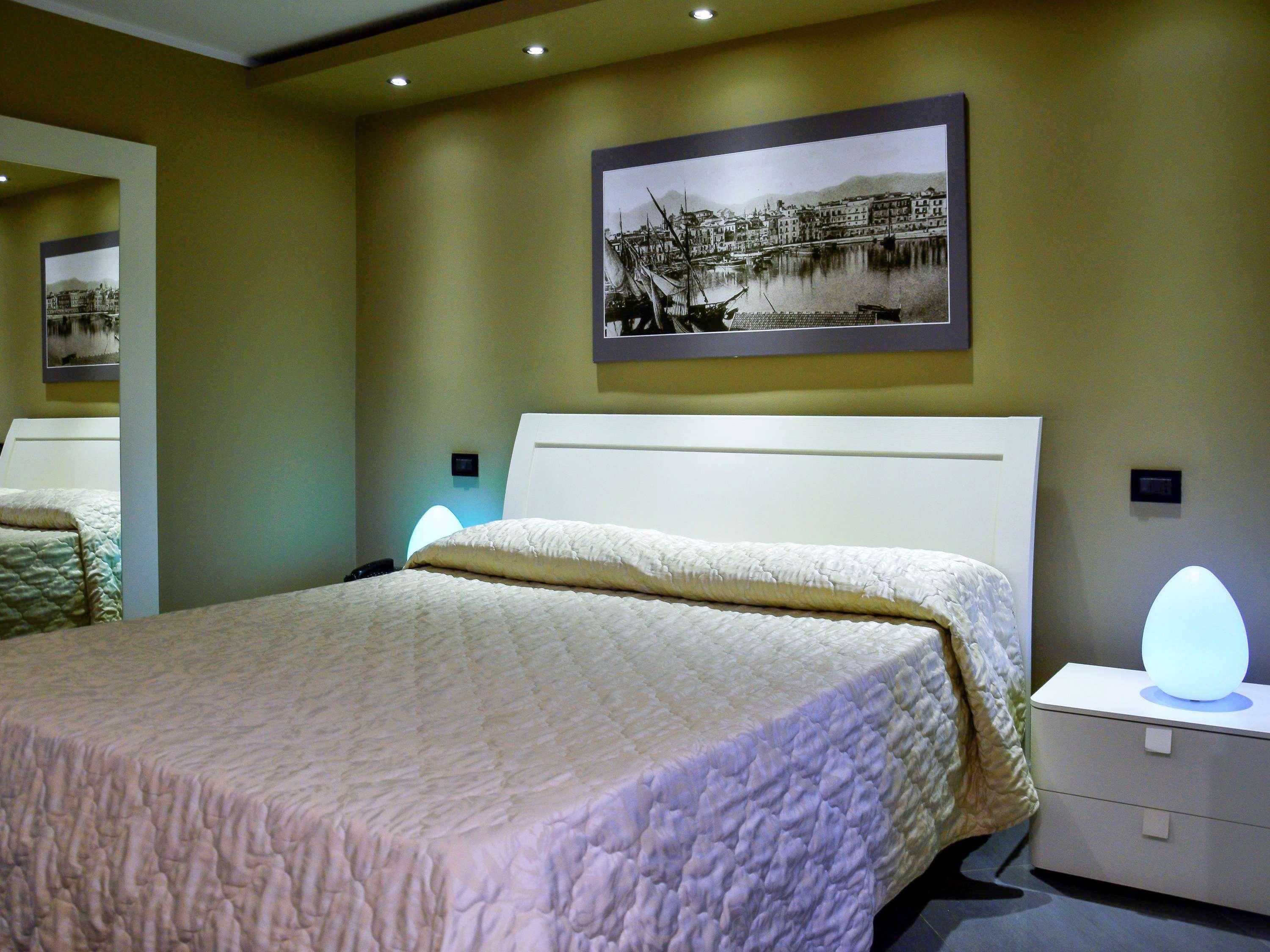Ibis Styles Cristal 4*